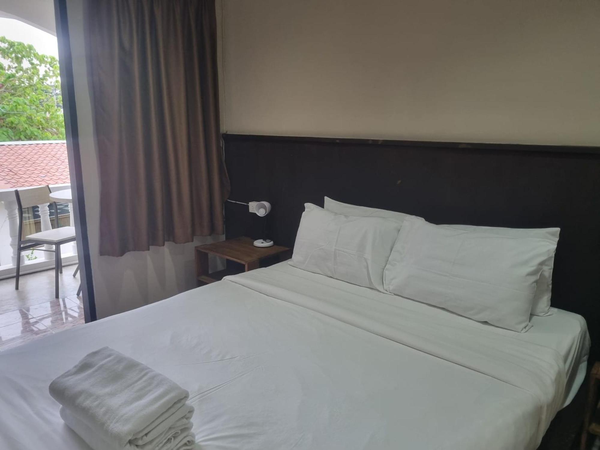 New Breakers Hotel Rawai ภายนอก รูปภาพ