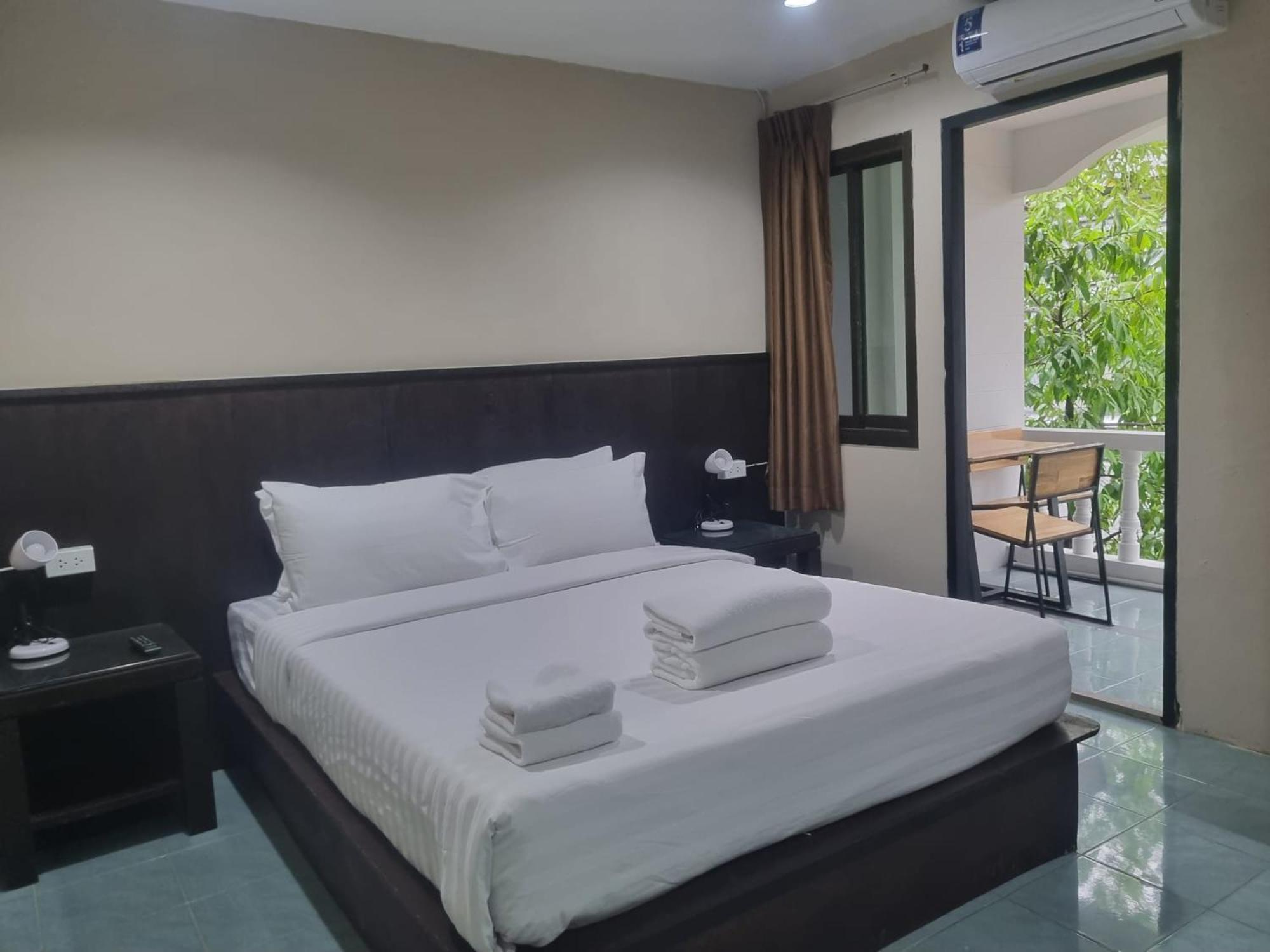 New Breakers Hotel Rawai ภายนอก รูปภาพ